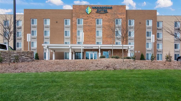 WoodSpring Suites Morrisville Exterior