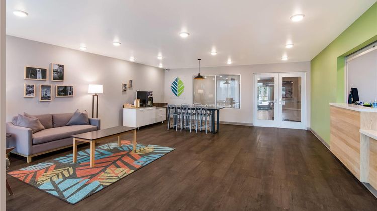 WoodSpring Suites Morrisville Lobby