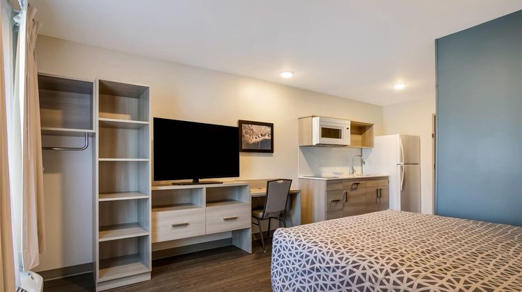 WoodSpring Suites Knoxville West Room