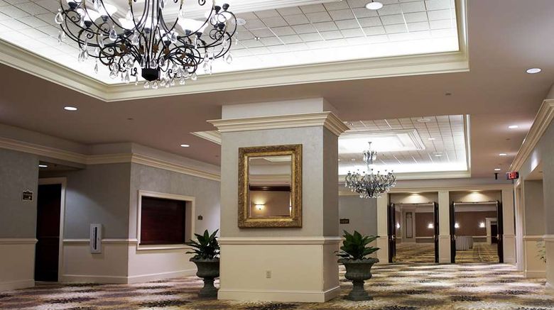 <b>Grandover Resort & Spa, a Wyndham Grand Meeting</b>. Images powered by <a href="https://iceportal.shijigroup.com/" title="IcePortal" target="_blank">IcePortal</a>.