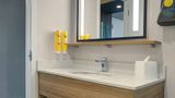 Tru by Hilton Toronto Airport West Room
