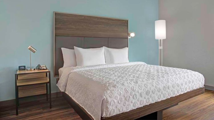 Tru by Hilton Toronto Airport West Room