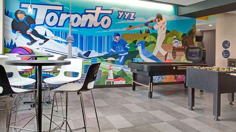 Tru by Hilton Toronto Airport West Lobby