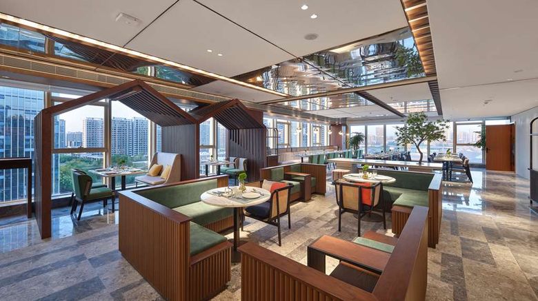 <b>Hilton Garden Inn Xixi Zijingang Restaurant</b>. Images powered by <a href="https://iceportal.shijigroup.com/" title="IcePortal" target="_blank">IcePortal</a>.