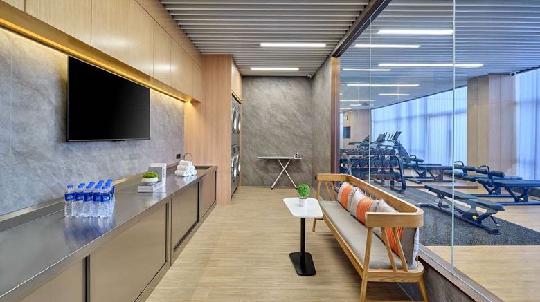 <b>Hilton Garden Inn Xiamen Tong'an Health</b>. Images powered by <a href="https://iceportal.shijigroup.com/" title="IcePortal" target="_blank">IcePortal</a>.