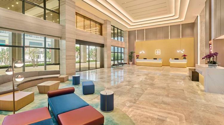 Hilton Garden Inn Jinan University Lobby