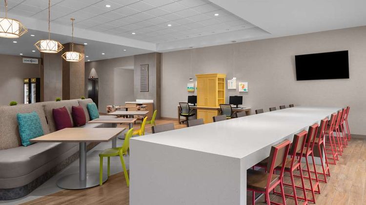 Home2 Suites by Hilton Hobbs Lobby
