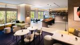<b>DoubleTree by Hilton Seoul Pangyo Restaurant</b>. Images powered by <a href="https://iceportal.shijigroup.com/" title="IcePortal" target="_blank">IcePortal</a>.