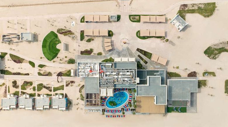 <b>Fuwairit Kite Beach, Tapestry Collection Pool</b>. Images powered by <a href="https://iceportal.shijigroup.com/" title="IcePortal" target="_blank">IcePortal</a>.