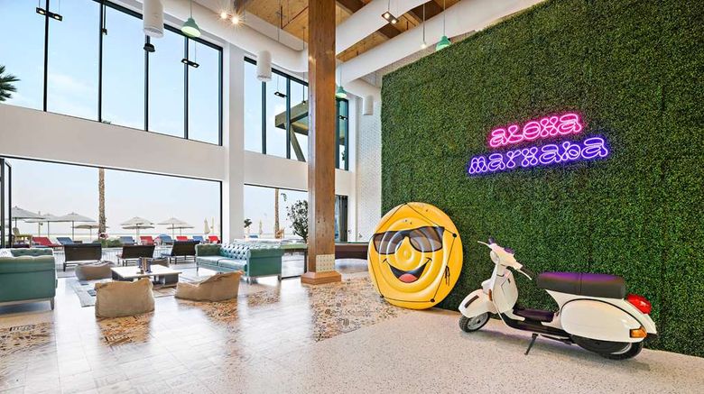 <b>Fuwairit Kite Beach, Tapestry Collection Lobby</b>. Images powered by <a href="https://iceportal.shijigroup.com/" title="IcePortal" target="_blank">IcePortal</a>.