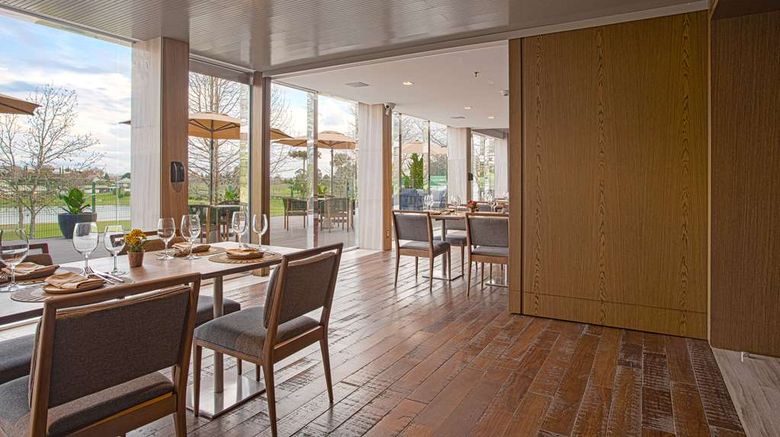 <b>Suryaa Hotel Pinhais, Curio Collection Restaurant</b>. Images powered by <a href="https://iceportal.shijigroup.com/" title="IcePortal" target="_blank">IcePortal</a>.
