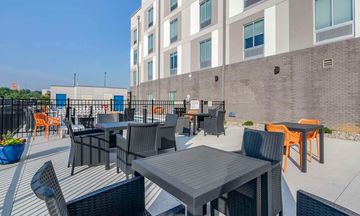 Hampton Inn Brannon Crossing
