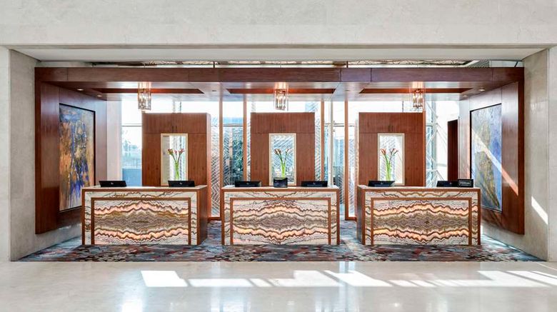 <b>Hilton Cairo Nile Maadi Lobby</b>. Images powered by <a href="https://iceportal.shijigroup.com/" title="IcePortal" target="_blank">IcePortal</a>.