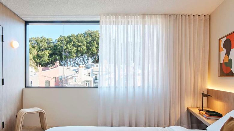 <b>Oxford House Room</b>. Images powered by <a href="https://iceportal.shijigroup.com/" title="IcePortal" target="_blank">IcePortal</a>.
