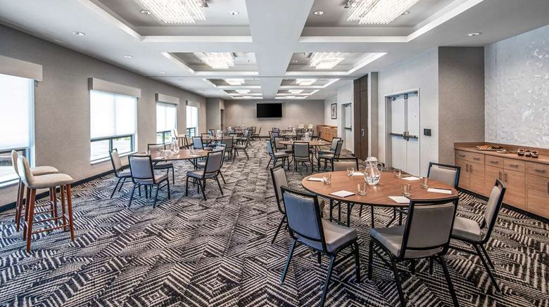 <b>Hyatt Place Newark Silicon Valley Meeting</b>. Images powered by <a href="https://iceportal.shijigroup.com/" title="IcePortal" target="_blank">IcePortal</a>.