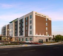 Hyatt Place Newark Silicon Valley Exterior