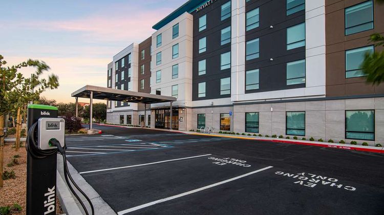 Hyatt Place Newark Silicon Valley Exterior