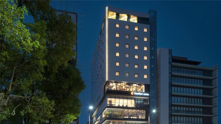 Comfort Hotel Yokkaichi Exterior