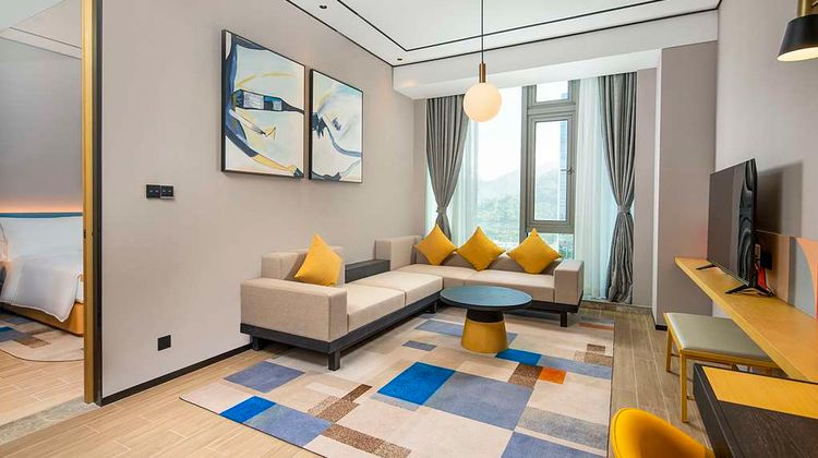 Hilton Garden Inn Shenzhen Baoan Huaide Room