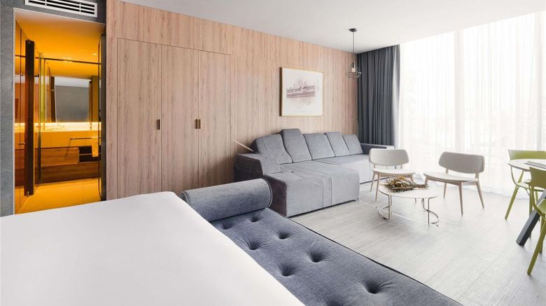 <b>Mondrian Mexico City Condesa Room</b>. Images powered by <a href="https://iceportal.shijigroup.com/" title="IcePortal" target="_blank">IcePortal</a>.