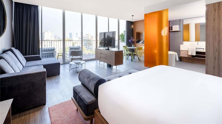 <b>Mondrian Mexico City Condesa Room</b>. Images powered by <a href="https://iceportal.shijigroup.com/" title="IcePortal" target="_blank">IcePortal</a>.
