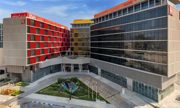 Adagio Doha