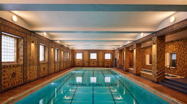 21c Museum Hotel St Louis Pool