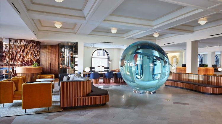 21c Museum Hotel St Louis Exterior