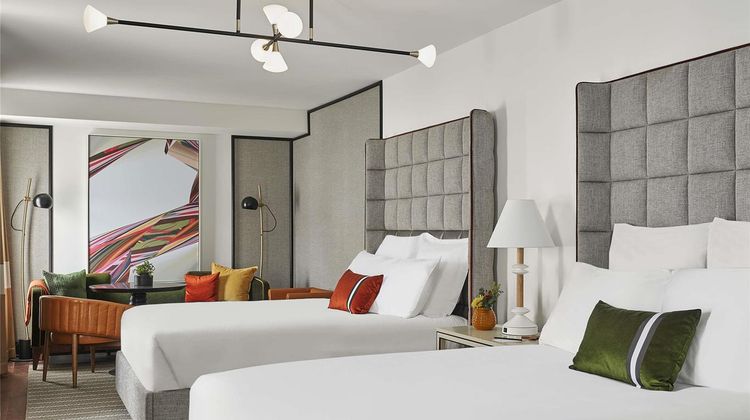 21c Museum Hotel St Louis Room