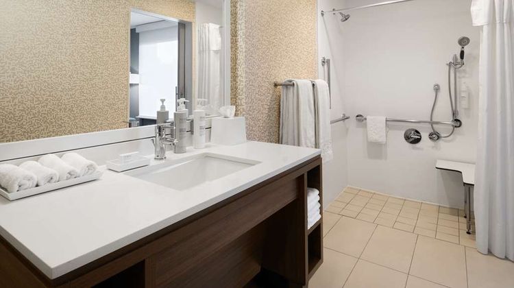 Home2 Suites by Hilton Keystone Crossing Room