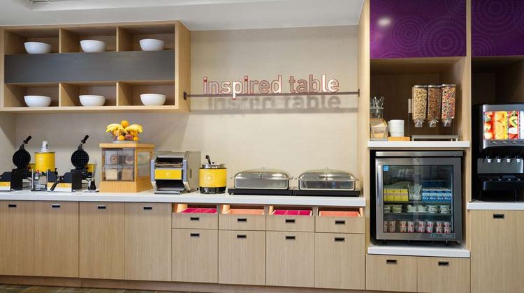 Home2 Suites by Hilton Keystone Crossing Restaurant