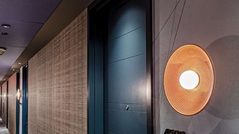 <b>Tempo by Hilton New York Times Square Lobby</b>. Images powered by <a href="https://iceportal.shijigroup.com/" title="IcePortal" target="_blank">IcePortal</a>.