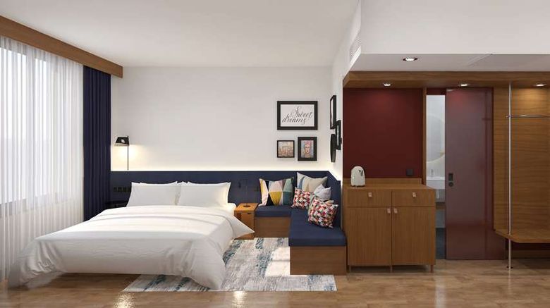 <b>Hampton by Hilton Istanbul Arnavutkoy Room</b>. Images powered by <a href="https://iceportal.shijigroup.com/" title="IcePortal" target="_blank">IcePortal</a>.