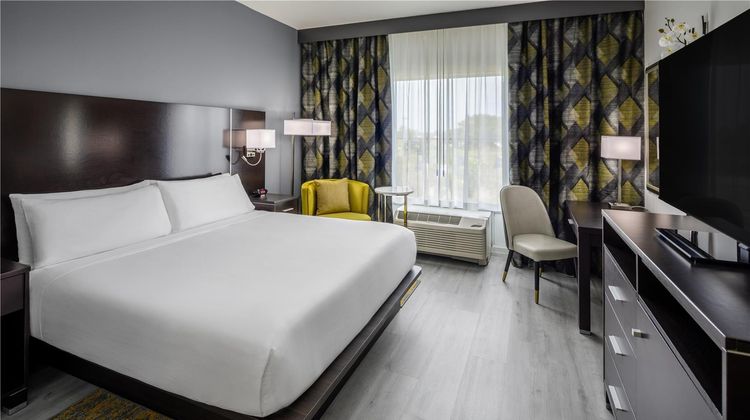 DoubleTree by Hilton Bradenton Airport Room