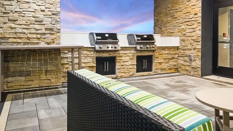 <b>Home2 Stes by Hilton Bolingbrook Chicago Exterior</b>. Images powered by <a href="https://iceportal.shijigroup.com/" title="IcePortal" target="_blank">IcePortal</a>.