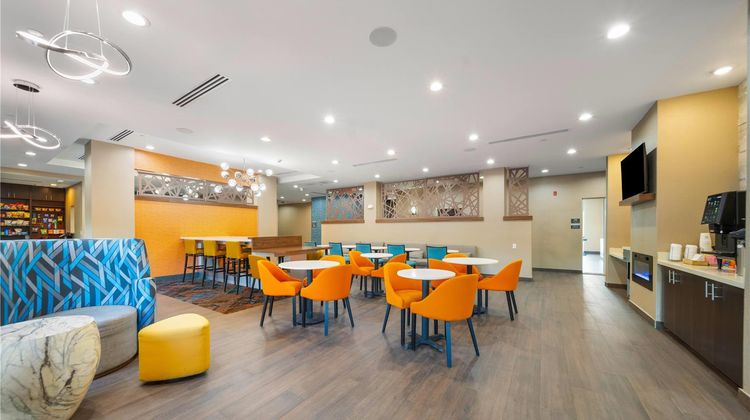 Hawthorn Suites by Wyndham Sulphur Restaurant
