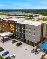 Hawthorn Suites by Wyndham Sulphur