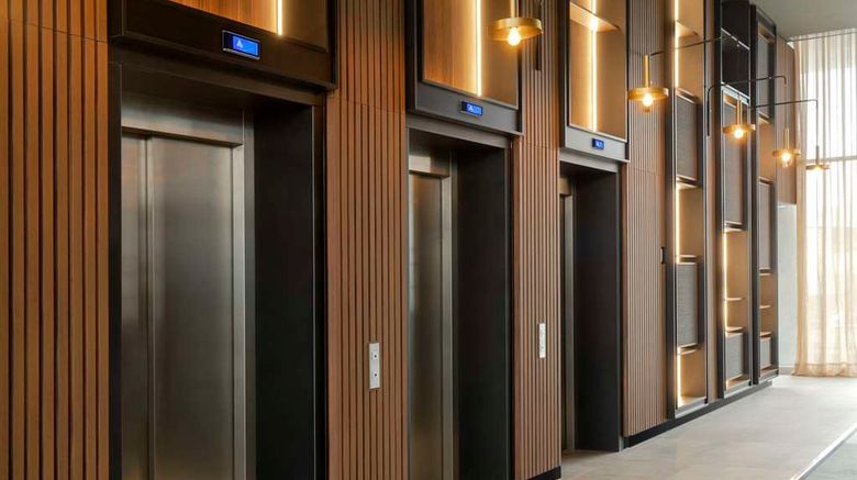 <b>NH Iquique Pacifico Lobby</b>. Images powered by <a href="https://iceportal.shijigroup.com/" title="IcePortal" target="_blank">IcePortal</a>.