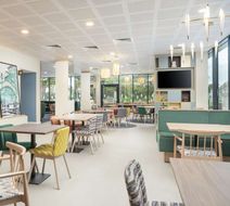 Hampton by Hilton Nuneaton Lobby