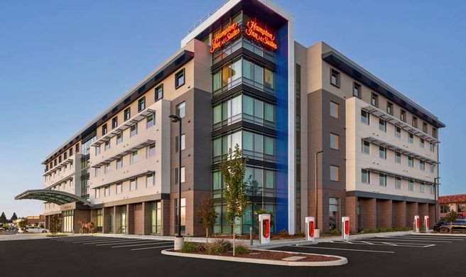 Hampton Inn & Suites San Mateo Exterior