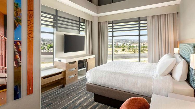 Hampton Inn & Suites San Mateo Room