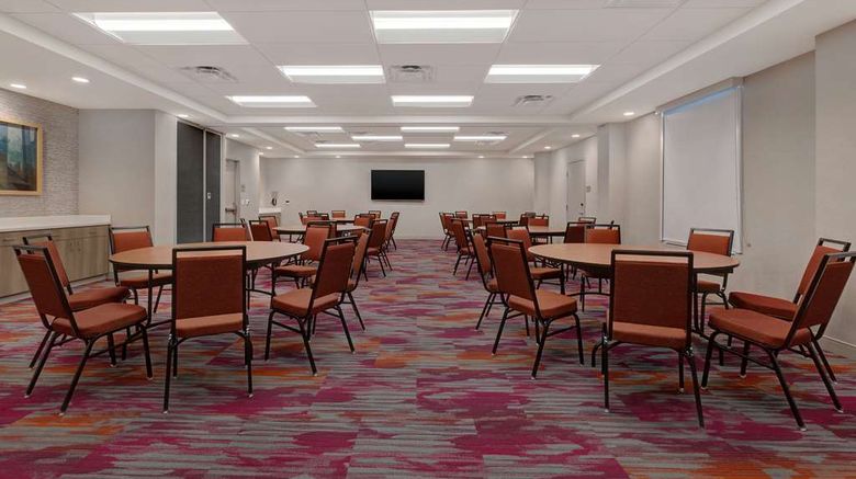 <b>Home2 Suites by Hilton I-215 Curve Meeting</b>. Images powered by <a href="https://iceportal.shijigroup.com/" title="IcePortal" target="_blank">IcePortal</a>.