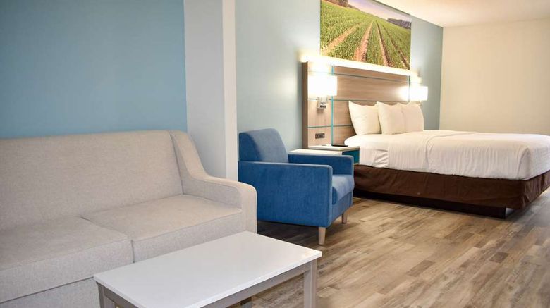 <b>Clarion Pointe Vidalia - Lyons West Suite</b>. Images powered by <a href="https://iceportal.shijigroup.com/" title="IcePortal" target="_blank">IcePortal</a>.