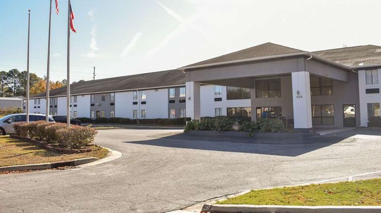 Clarion Pointe Vidalia - Lyons West Exterior