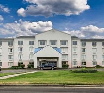 Rodeway Inn Greeneville Downtown Exterior
