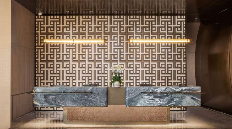 Ramada By Wyndham Xiangyang Lobby