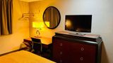 Super 8 by Wyndham Benton Harbor Room
