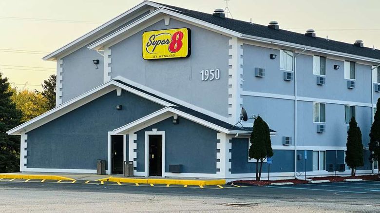 Super 8 by Wyndham Benton Harbor Exterior. Images powered by <a href="https://iceportal.shijigroup.com" target="_blank" rel="noopener">Ice Portal</a>.