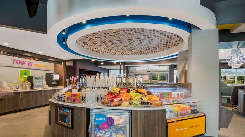 <b>Tru by Hilton Wilson Restaurant</b>. Images powered by <a href="https://iceportal.shijigroup.com/" title="IcePortal" target="_blank">IcePortal</a>.