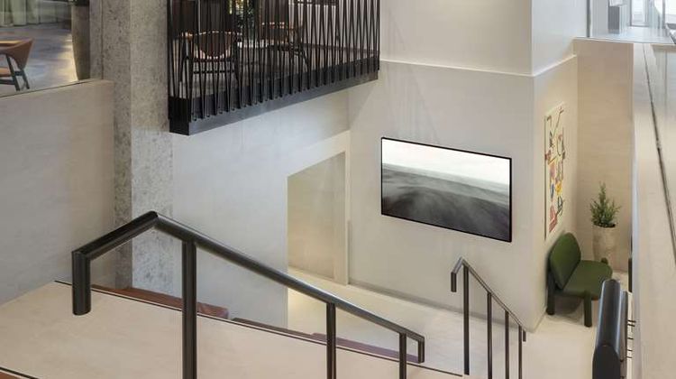 Iceland Parliament Hotel, Curio Hilton Lobby